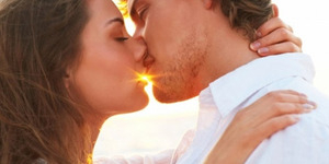 5 Momen Ciuman yang Paling Disukai Wanita