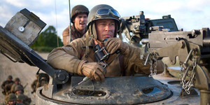 Brad Pitt Tunggangi Tank Perang Dunia II di Film Fury