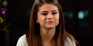 Selena Gomez Idap Penyakit Lupus!