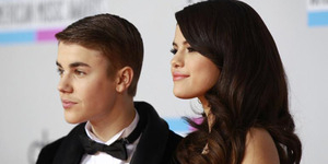 Selena Gomez Perbesar Payudara Demi Justin Bieber