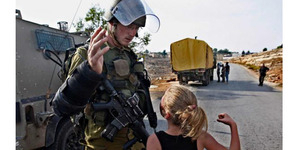 Video Ahed Tamimi, Gadis Cilik 'Hajar' Tentara Israel