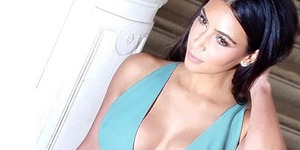 Foto Bugil Kim Kardashian jadi Kado Ulang Tahun