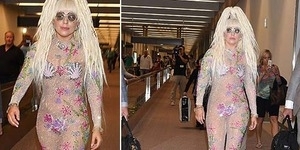 Lady Gaga Seksi dengan Busana Transparan di Jepang
