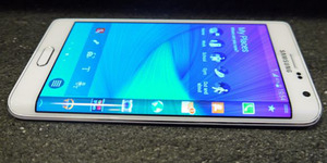 Fungsi Layar Lengkung Samsung Galaxy Note Edge