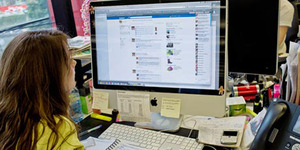 Facebook at Work, Media Sosial Pekerja Kantoran