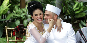 Foto Seksi Nikita Mirzani Penyebab KDRT?