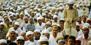 Ratusan Umat Muslim dan Kristen India Dipaksa Pindah Agama
