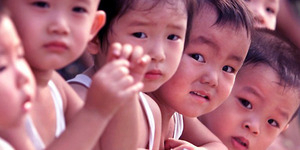 Aturan Satu Anak Bikin Ibu di Tiongkok Jual Bayi Baru Lahir