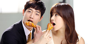 Kang Sora-Seo Kang Joon Mesra di Iklan Goobne Chicken