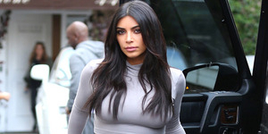 Rayakan 27 Juta Follower Instagram, Kim Kardashian Pose Seksi