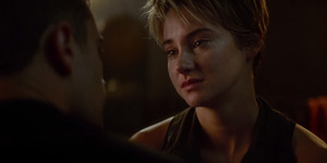 Video Adegan Emosional Shailene Woodley-Theo James di Insurgent