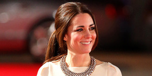 Bukti Kate Middleton Hamil Bayi Perempuan