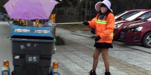 Penyapu Jalanan Seksi 'Sanitation Sister' Hebohkan Netizen