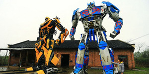 Petani China Ciptakan Robot Transformers