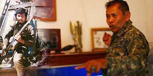Sniper Terbaik Indonesia Tatang Koswara Wafat Usai Syuting Hitam-Putih