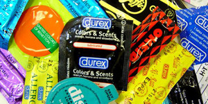 Warga Korsel Boleh Selingkuh, Penjualan Kondom Laris Manis