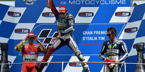 Lorenzo Juara, Rossi Masih Pimpin Klasemen Sementara MotoGP 2015
