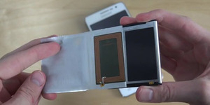 Benarkah Samsung Sematkan Chip Pengintai di Baterai?