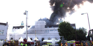 Masjid Ahmadiyah Dibakar, Ulama London: 'Ini Karunia Allah'