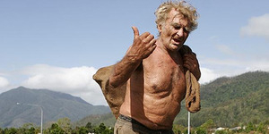Pria Ini Jadi 'Tarzan', 60 Tahun Hidup di Hutan