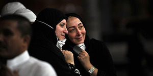 Mengharukan, Reuni Saudara Terpisah 70 Tahun di Mekkah