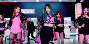 Comeback, EXID Jadi Petugas Pom Bensin Seksi di MV Hot Pink