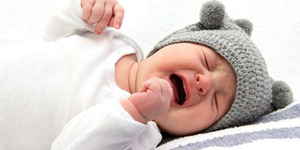 5 Cara Tenangkan Bayi Menangis