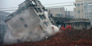 Foto Bencana Tanah Longsor Di China