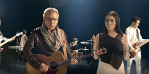 Geisha-Iwan Fals Menggalau di Video Klip 'Tak Seimbang'