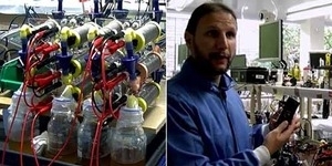 Ilmuwan Kembangkan Charger Ponsel Berdaya Urin