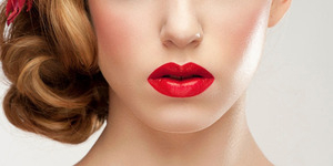 Tips Merawat & Dapatkan Bibir Sehat