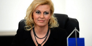 Foto Seksi Presiden Kroasia, Kolinda Grabar Kitarovic Berbikini
