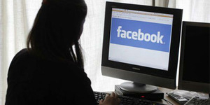 Kecanduan Facebook, Istri di Mesir Tewas Ditikam Suami 17 Kali