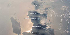 NASA Potret Keagungan Jawa, Bali & NTT dari Antariksa