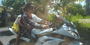 Waduh, Bocah Ini Bawa Ninja Tanpa Helm & Berboncengan