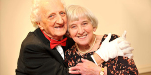 Romantis! Pasangan Ini Bersatu Lagi Usai Pisah 72 Tahun