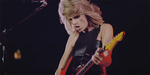 Taylor Swift Ungkap Momen Indah Konser di Video Klip New Romantics