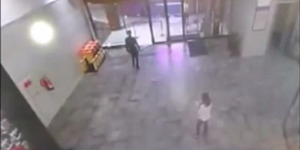 Video: Detik-detik Mengerikan Atap AEON Mall Tangerang Ambruk