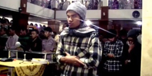Video: Suara Merdu Muzammil Hasballah Jadi Imam Salat Menggetarkan Hati