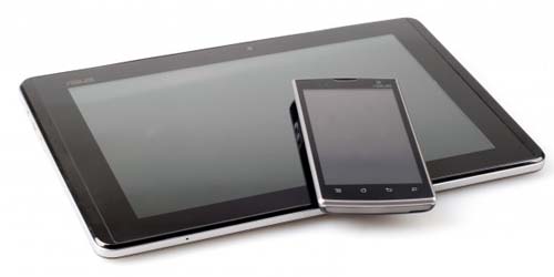 Asus Padfone Smartphone Sekaligus Tablet