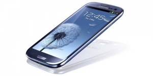 Layar Samsung Galaxy S4 Anti Pecah