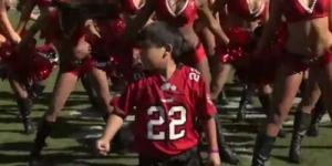 Bottger, Bocah 10 Tahun Menari dengan Cheerleader Bikin Heboh YouTube